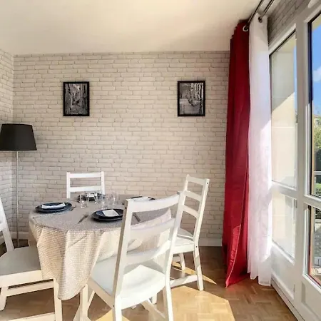 Apartment Chic Proche De Paris, Parking Inclus *